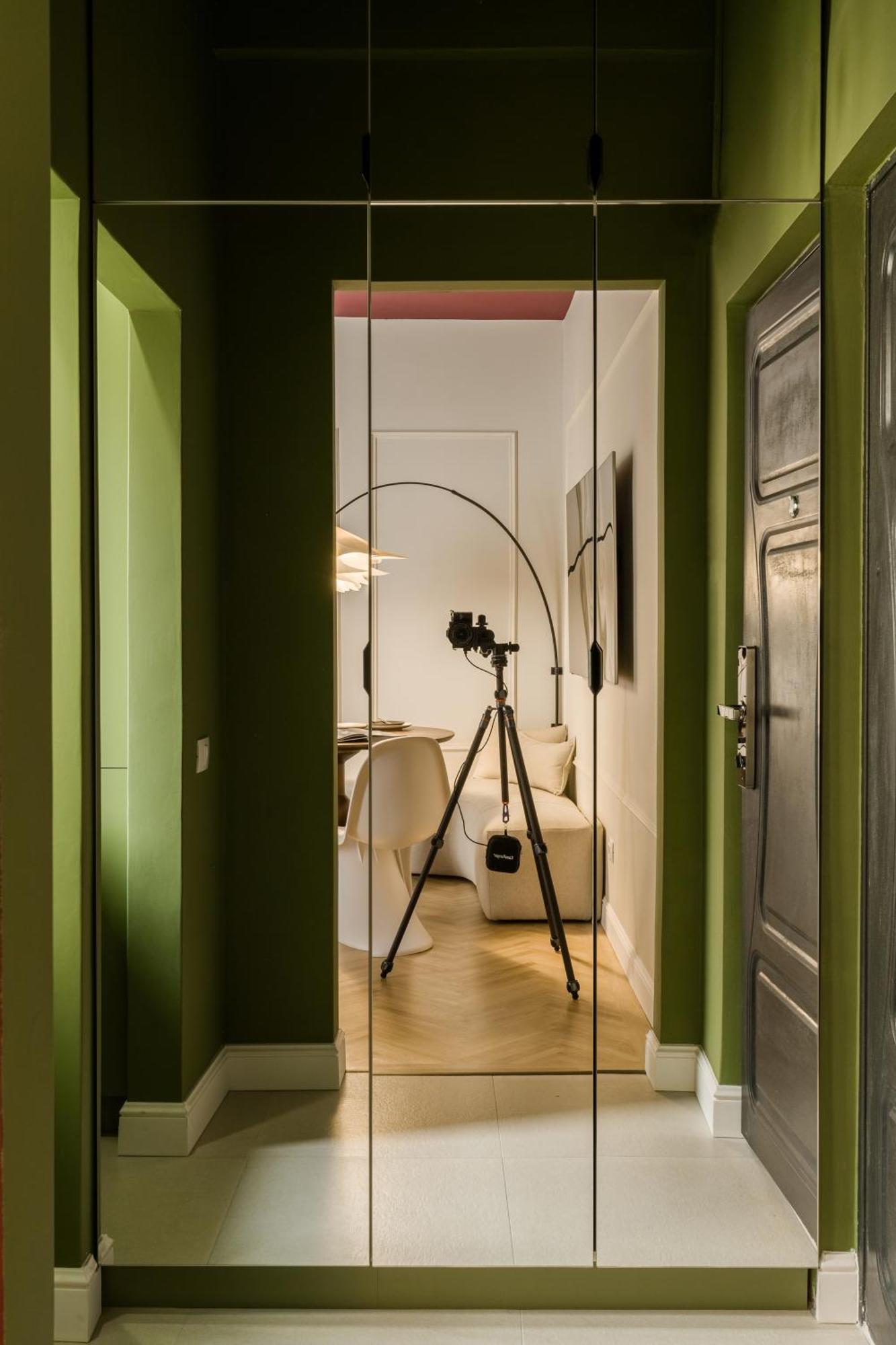 Rouge Studio In Бухарест Экстерьер фото